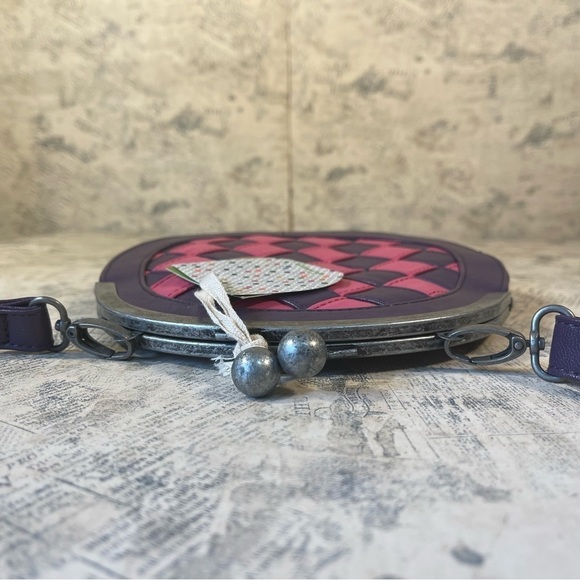 Skunkfunk Woven Clutch Purple and Pink crossbody bag - Picture 7 of 11